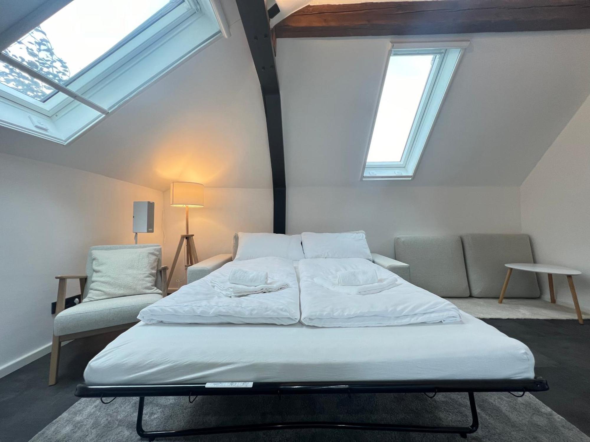 Ludwigshome - Zentrale Lage, Luxusbad, Workspace, Klima Ludwigsburg Eksteriør billede