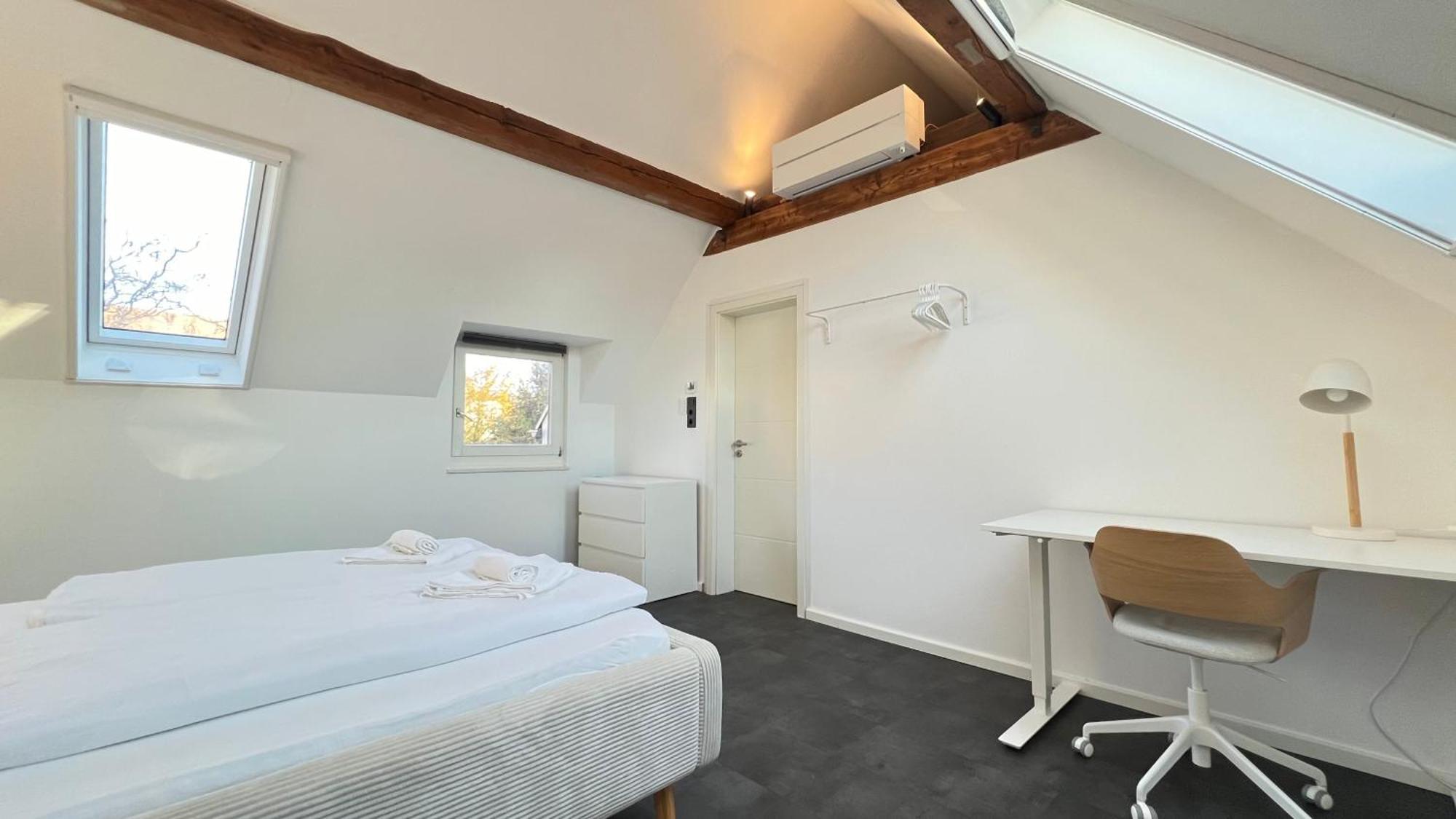 Ludwigshome - Zentrale Lage, Luxusbad, Workspace, Klima Ludwigsburg Eksteriør billede
