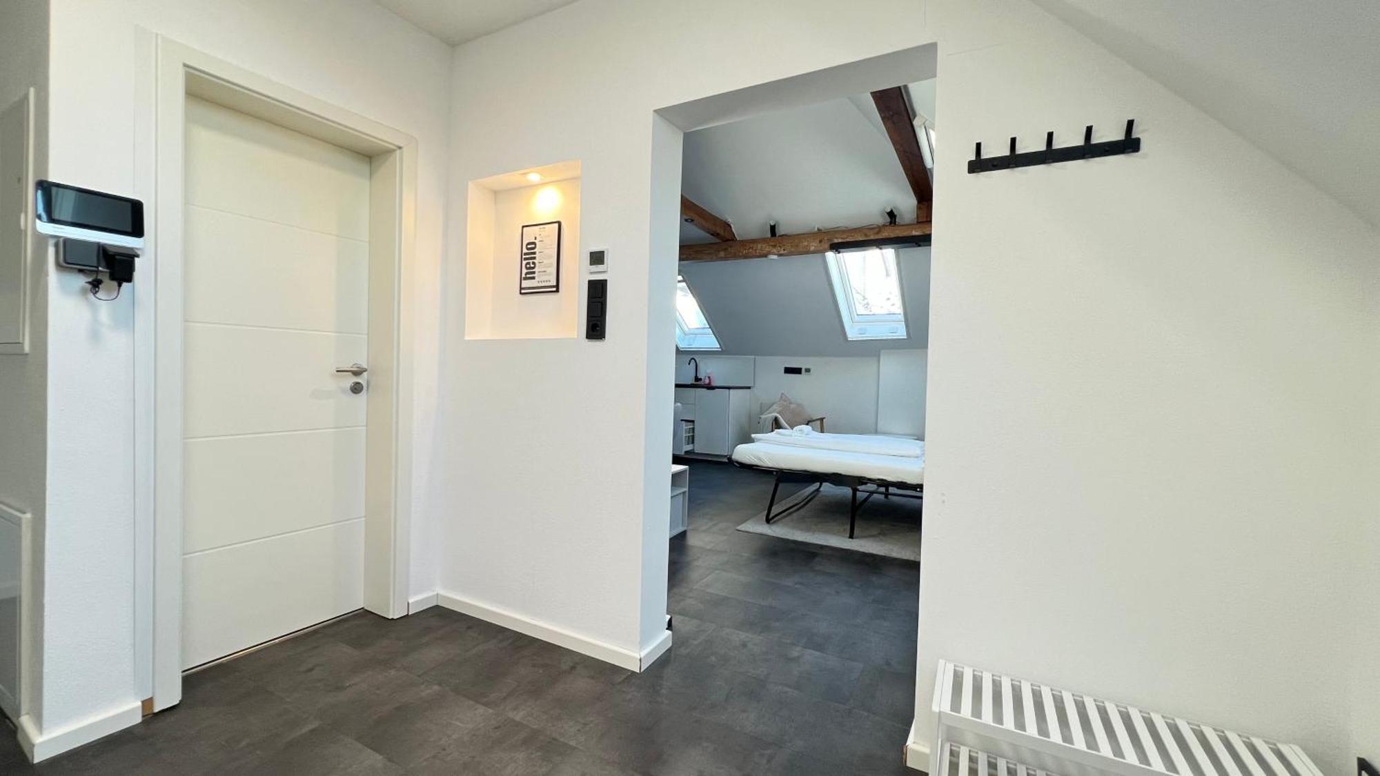 Ludwigshome - Zentrale Lage, Luxusbad, Workspace, Klima Ludwigsburg Eksteriør billede
